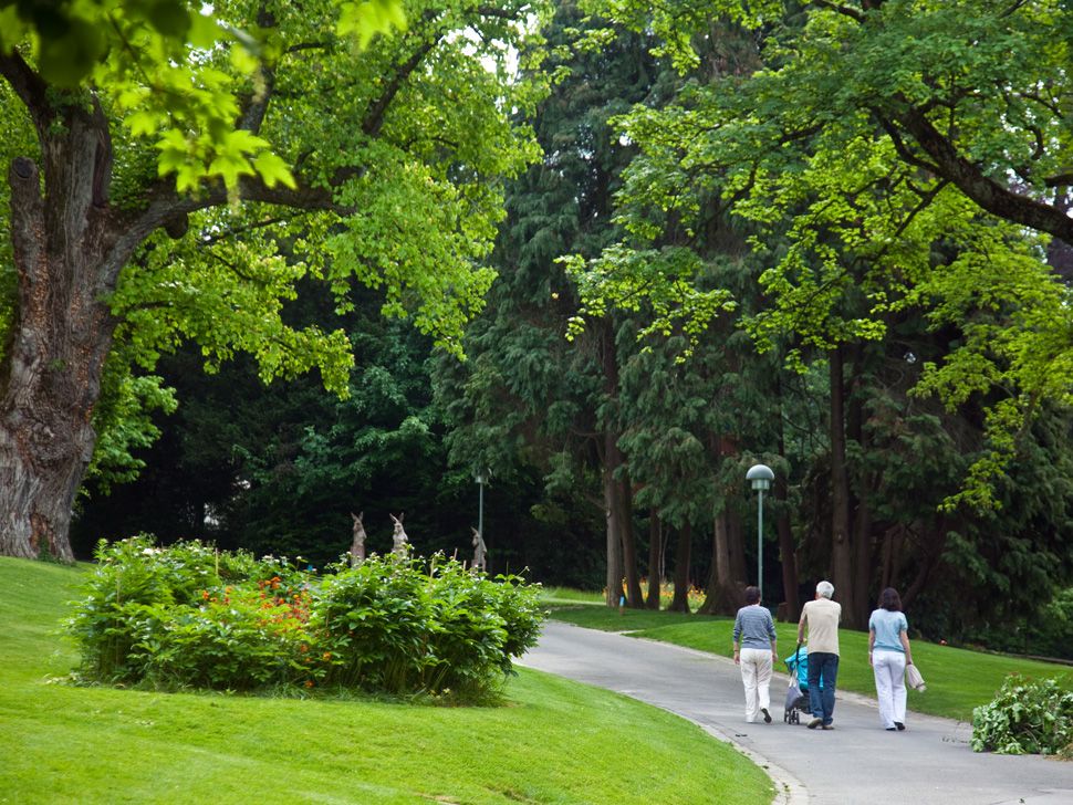 Ancrage à la Terre au parc de Mont repos à Lausanne